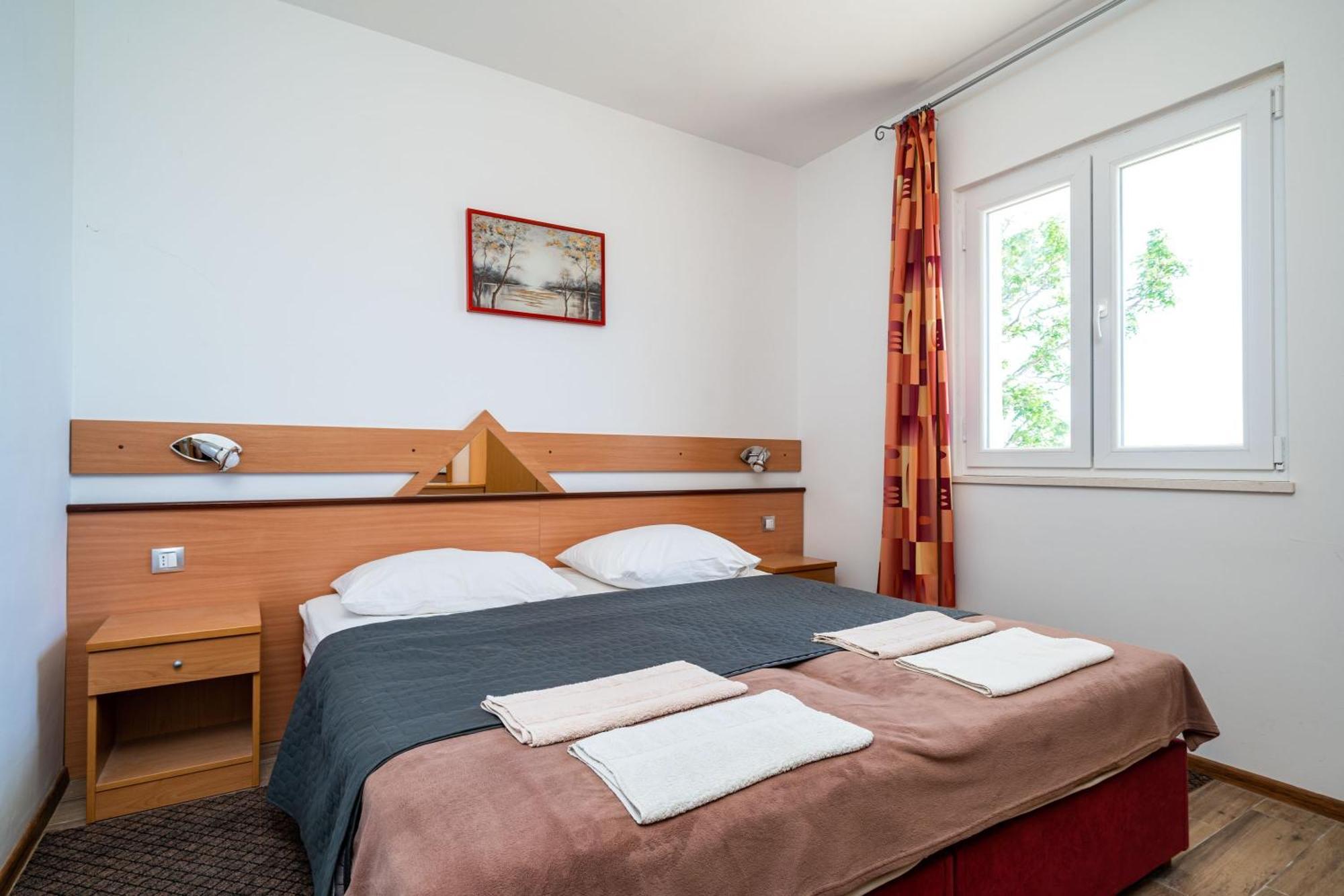 Apartments Klis Mlini Room photo